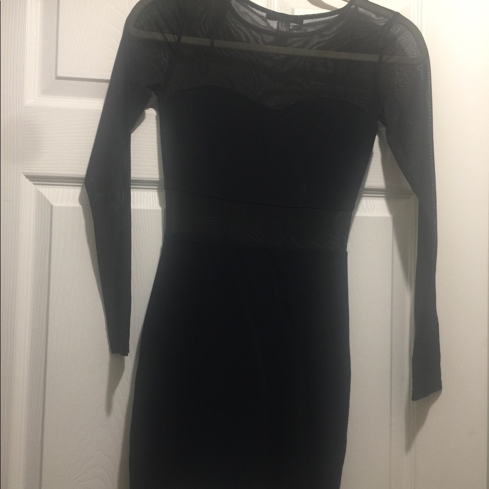 Never Worn - Picture 4 of 4